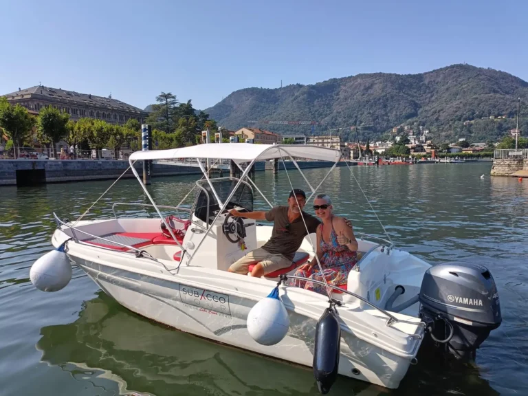 Open – Self-Drive Boat Rental 4 Hours